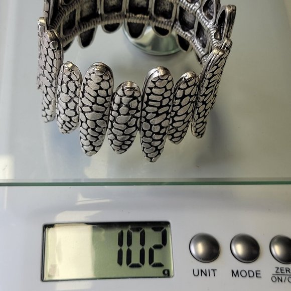 Unique Leopard Print Silver Stretch Bracelet Antique Silver Cuff Bracelet - Picture 10 of 14